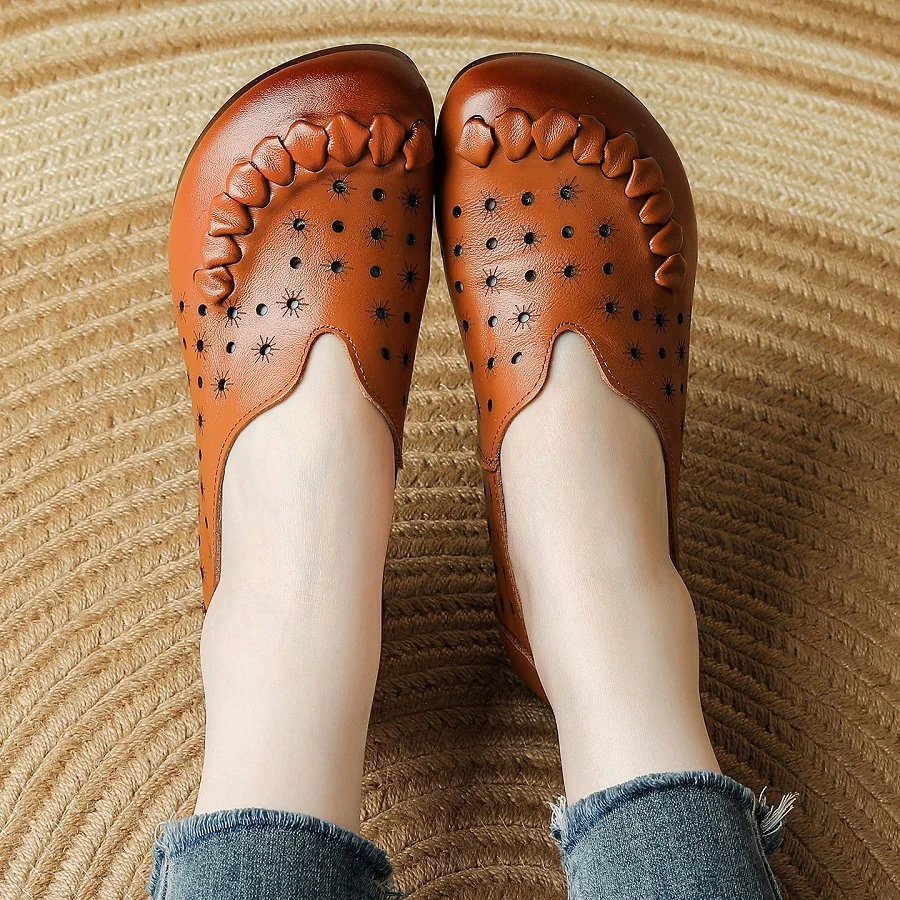 Vintage Folk Art Real Leather Flats Women Hand Stitched Petal Trim Star Perforated V Neck Shoes Woman Driver Slip On Moccasins
Vintage Folk Art Real Leather Flats Women Hand Stitched Petal Trim Star Perforated V Neck Shoes Woman Driver Slip On Moccasins