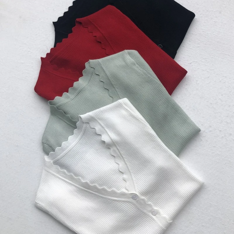 2023 Summer Thin Wavy Edge Short-sleeved Slim Fit Short Top Cotton Knitted Cardigan
2023 Summer Thin Wavy Edge Short-sleeved Slim Fit Short Top Cotton Knitted Cardigan