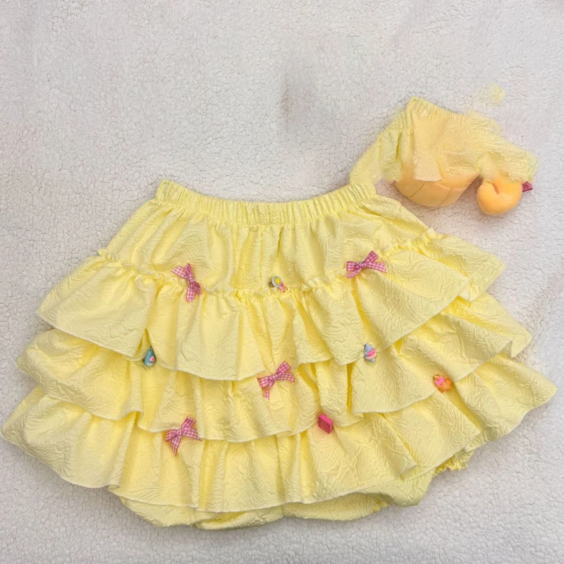 Milk Yellow Fluffy Cake Skirt Women 2025 Summer Elastic Waist Layered Ruffle A-line Mini Skirts Korean Sweet Y2k Skort
Milk Yellow Fluffy Cake Skirt Women 2025 Summer Elastic Waist Layered Ruffle A-line Mini Skirts Korean Sweet Y2k Skort