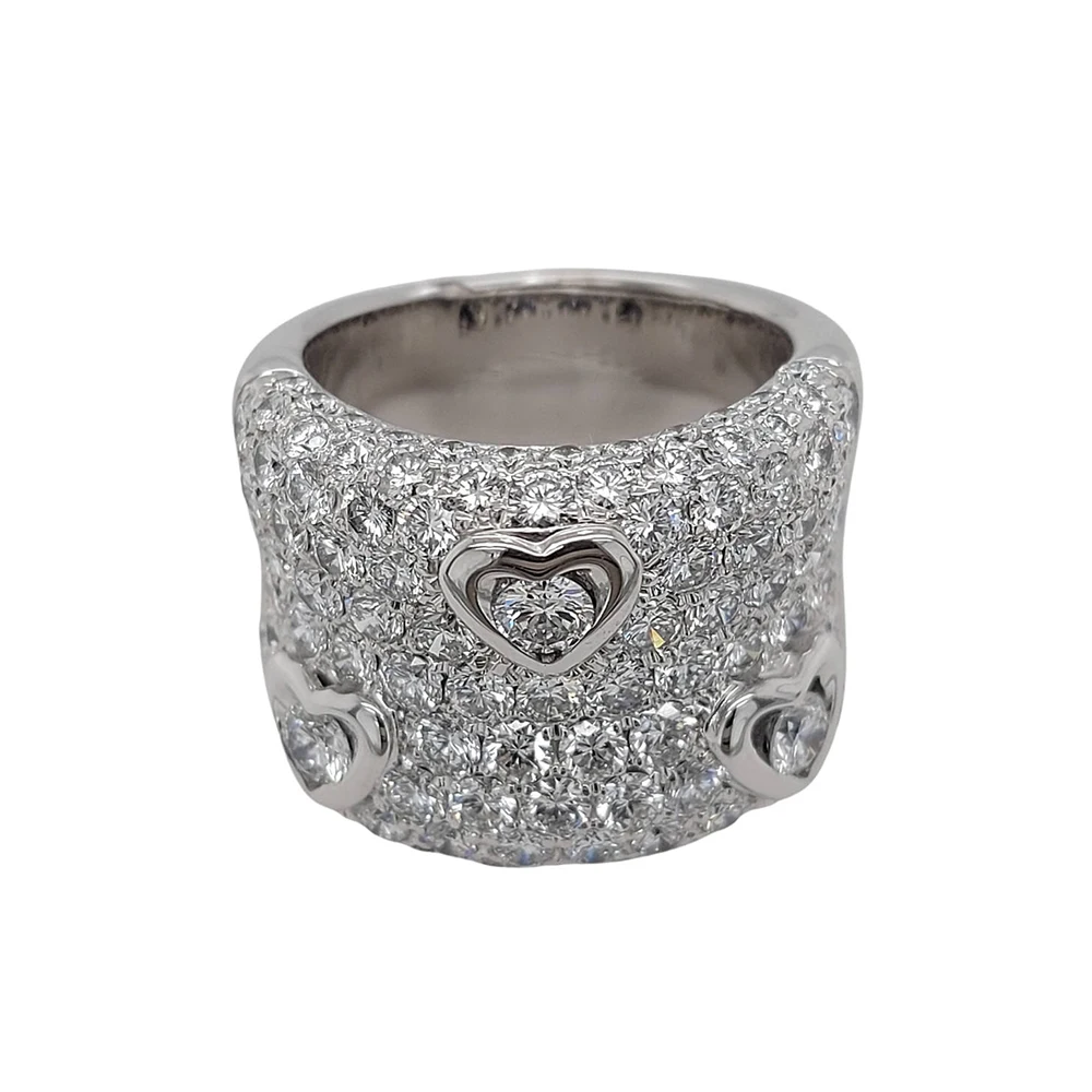 Luxury Temperament S925 Silver Wide Face Full Diamond Small Love Embellishment Women's Ring Exquisite and Elegant
Luxury Temperament S925 Silver Wide Face Full Diamond Small Love Embellishment Women's Ring Exquisite and Elegant