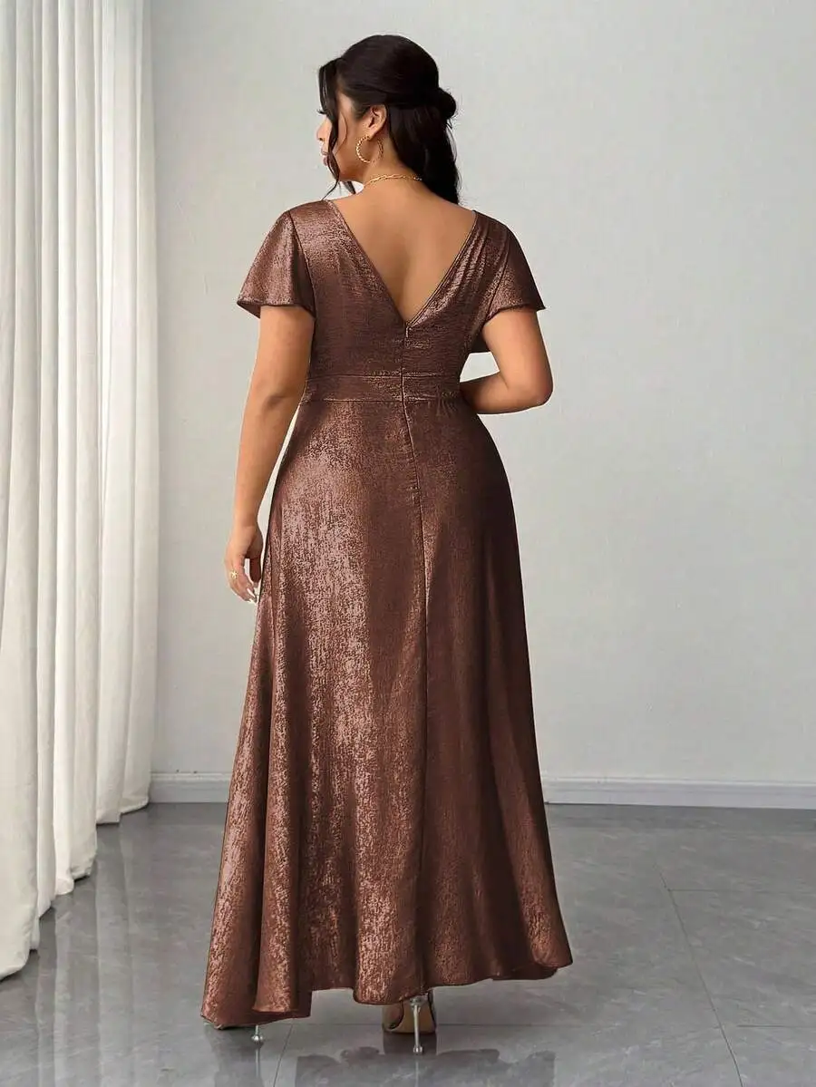 Plus Size Women Elegant V-Neck Short Sleeve Maxi Dress With Metallic Sheen Brown Formal Party Gown
Plus Size Women Elegant V-Neck Short Sleeve Maxi Dress With Metallic Sheen Brown Formal Party Gown