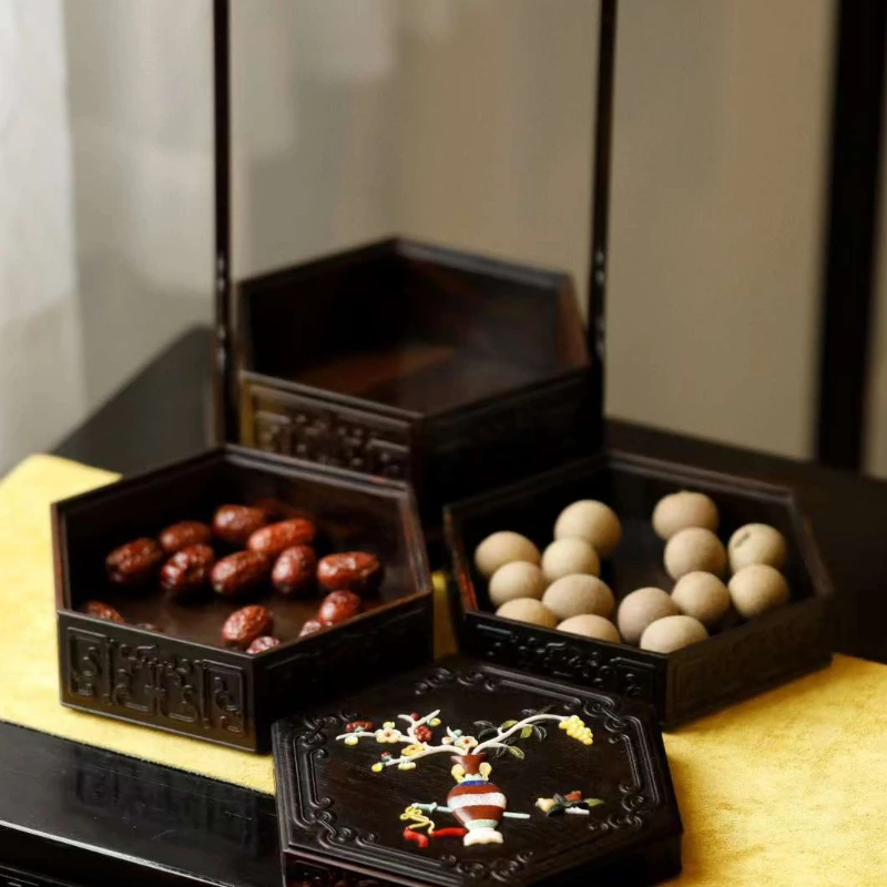 Big red acid branch handle box, mahogany food, treasure inlay, Dim sum, Chinese style, hand inlaid jade
Big red acid branch handle box, mahogany food, treasure inlay, Dim sum, Chinese style, hand inlaid jade