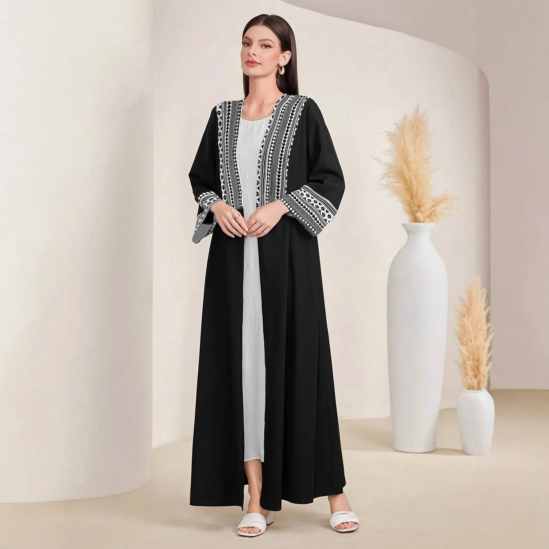 Женская абайя для Ид, вышитый кардиган на Рамадан, мусульманская джалабия, длинные платья, праздничный кафтан, арабская длинная роба, марокканский дубайский кафтан
Женская абайя для Ид, вышитый кардиган на Рамадан, мусульманская джалабия, длинные платья, праздничный кафтан, арабская длинная роба, марокканский дубайский кафтан