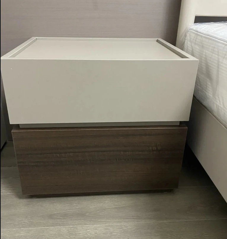 MJY Solid Wood Particle Board Simple Modern Light Luxury Bedside Paint-Free Storage Cabinet
MJY Solid Wood Particle Board Simple Modern Light Luxury Bedside Paint-Free Storage Cabinet