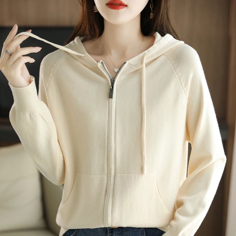Hooded Zipper Knitted Cardigan Women's Short Loose Casual Coat Hoodie Korean Version Solid Color Sweater Women
Hooded Zipper Knitted Cardigan Women's Short Loose Casual Coat Hoodie Korean Version Solid Color Sweater Women