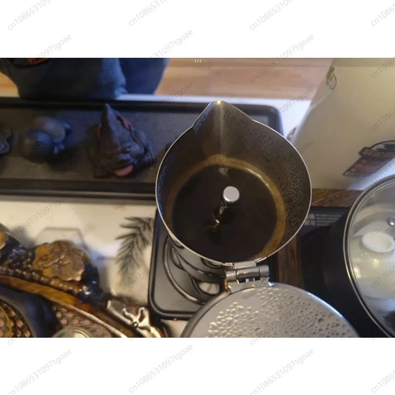 304 Stainless Steel Italian Mocha Pot Induction Cooker Compatible Household Coffee Maker
304 Stainless Steel Italian Mocha Pot Induction Cooker Compatible Household Coffee Maker
