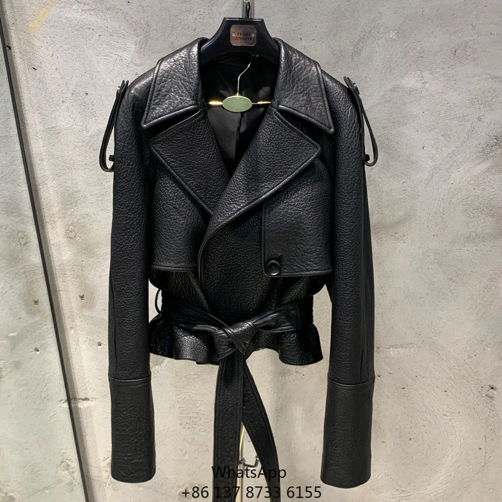 Модный дизайнерский укороченный жакет из зернистой овечьей кожи, роскошный черный женский блейзер
Модный дизайнерский укороченный жакет из зернистой овечьей кожи, роскошный черный женский блейзер