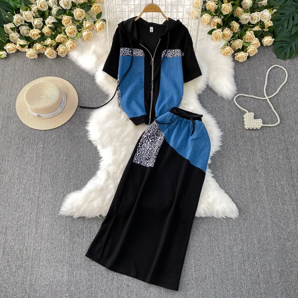 Summer New Style Women's Denim Skirt Set Slimming Short Sleeves Top Belly Covering 2-Piece Clothing For Plus Size Women
Summer New Style Women's Denim Skirt Set Slimming Short Sleeves Top Belly Covering 2-Piece Clothing For Plus Size Women