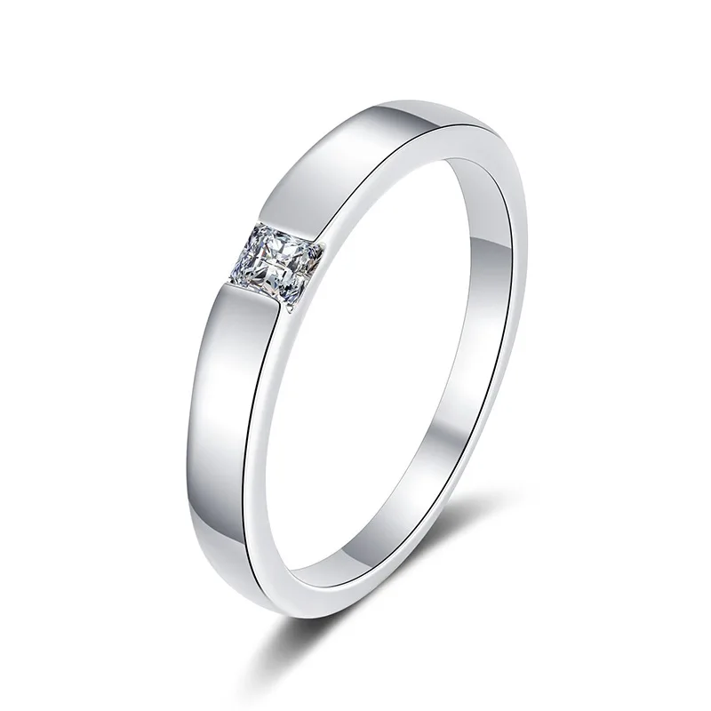 Women's S925 Pure Silver Simple Princess Cut 0.3ct Moissanite Ring Jewelry
Women's S925 Pure Silver Simple Princess Cut 0.3ct Moissanite Ring Jewelry