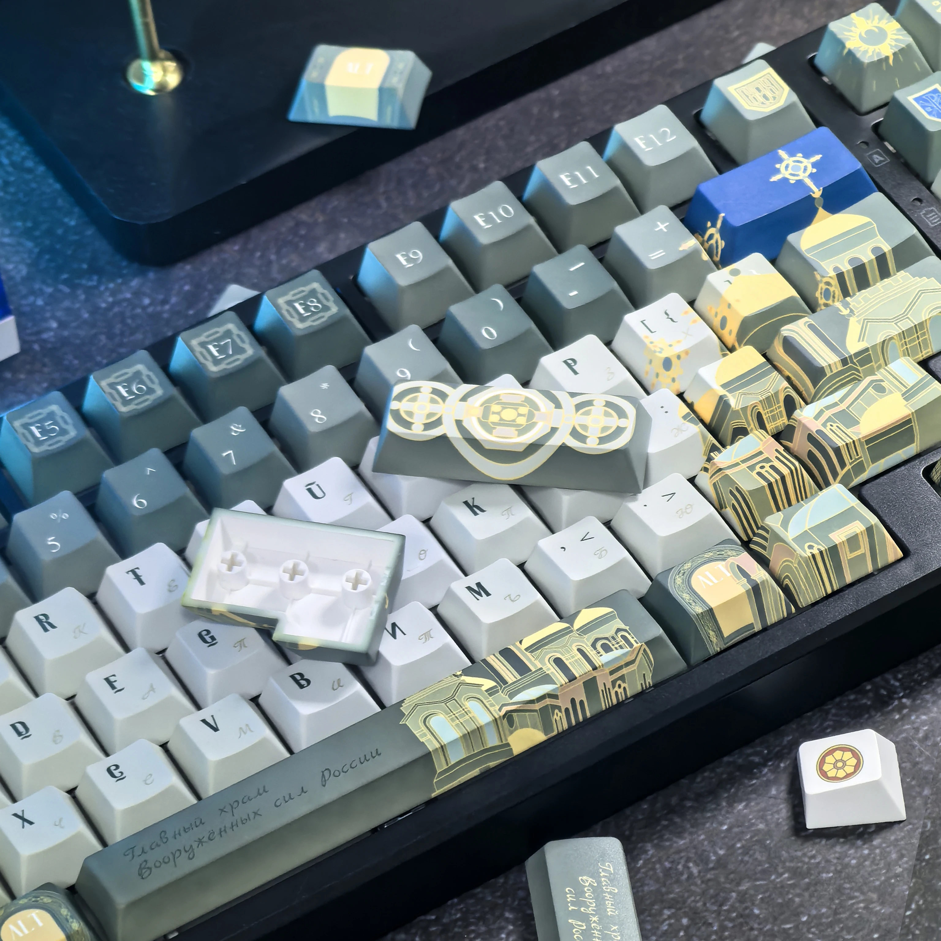 Русские колпачки вишневый pbt 126keys2.25/2.75u пробел Макет Алисы Русский архитектурный стиль Собор Вооруженных Сил Клавишные колпачки Army Green Church RU
Русские колпачки вишневый pbt 126keys2.25/2.75u пробел Макет Алисы Русский архитектурный стиль Собор Вооруженных Сил Клавишные колпачки Army Green Church RU