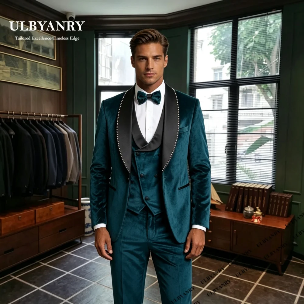 Luxury Embellish Three Pieces Suit Set for Men Formal Velvet Tuxedo Dinner Evening Prom Suit Attire Jacket Vest Pants Customized
Luxury Embellish Three Pieces Suit Set for Men Formal Velvet Tuxedo Dinner Evening Prom Suit Attire Jacket Vest Pants Customized