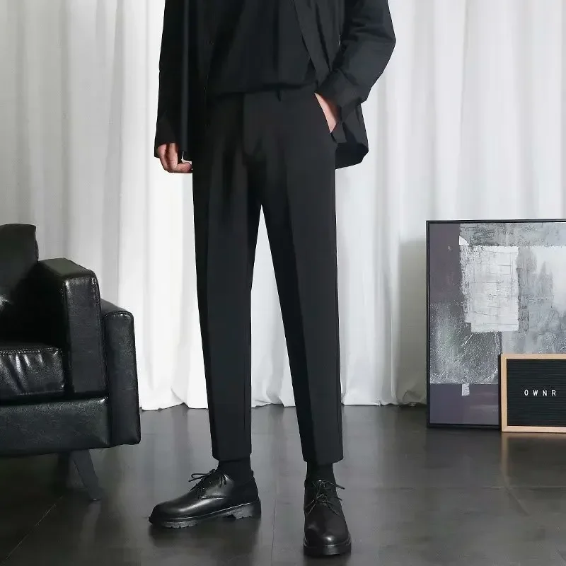 Men's Vertical Nine-point Pants Korean Version of The Trend Slim-fit Small Feet Casual Pants Men's Autumn Straight Suit Pants
Men's Vertical Nine-point Pants Korean Version of The Trend Slim-fit Small Feet Casual Pants Men's Autumn Straight Suit Pants