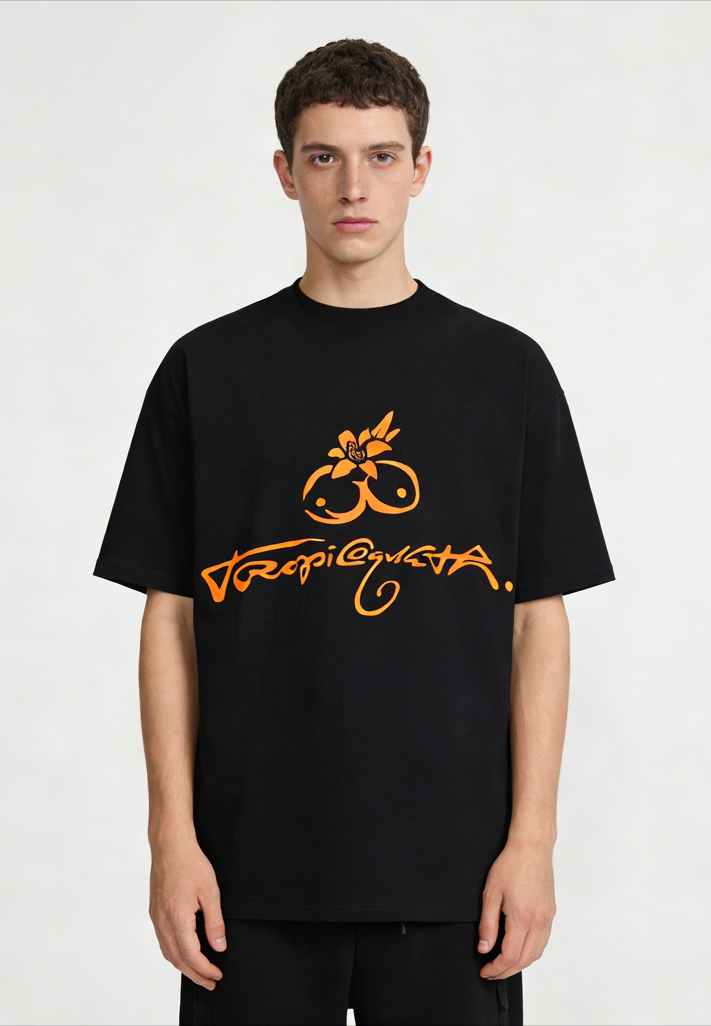 2026Carol G. "Tropicoquita" logo pattern T-shirt, Harleyquiqui pop music T-shirt, men/women fashionable casual short-sleeved top
2026Carol G. "Tropicoquita" logo pattern T-shirt, Harleyquiqui pop music T-shirt, men/women fashionable casual short-sleeved top