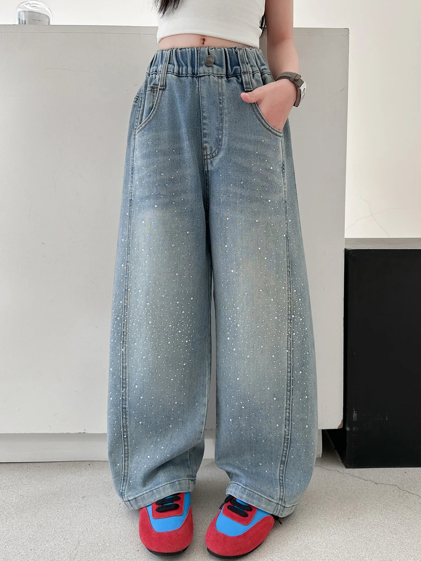 Spring Fashionable Wide Leg Jeans for Girls Casual Wear Outdoor Children's Clothing Korean Style Straight Tube Pants
Spring Fashionable Wide Leg Jeans for Girls Casual Wear Outdoor Children's Clothing Korean Style Straight Tube Pants