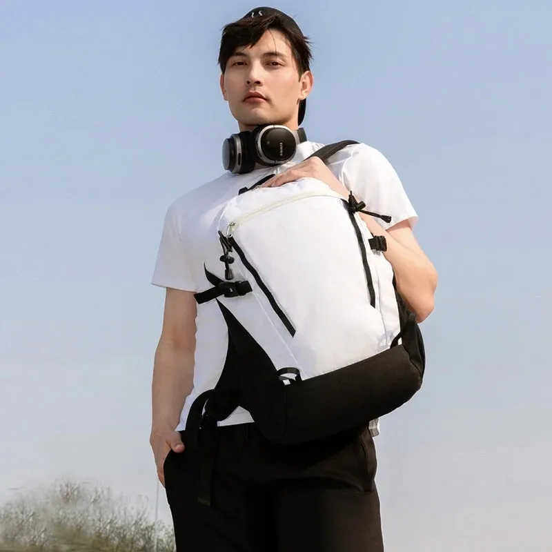 Outdoor Leisure Backpack Large Capacity Waterproof Scratch resistant Fashion Bag Travel Hiking Backpack
Outdoor Leisure Backpack Large Capacity Waterproof Scratch resistant Fashion Bag Travel Hiking Backpack