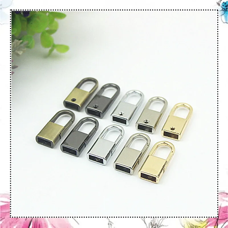 30Pcs 9mm Bag Strap Metal Buckle Snap Hook Dog Carbiner Screw for Webbing Belt Handle DIY Leather Hardware Accessories
30Pcs 9mm Bag Strap Metal Buckle Snap Hook Dog Carbiner Screw for Webbing Belt Handle DIY Leather Hardware Accessories