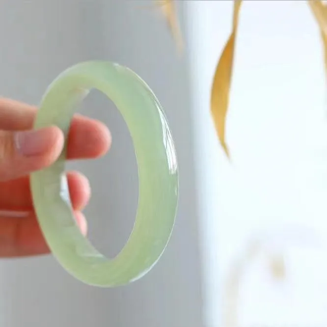 Hetian Jade Lake Water Green Color Ancient Material Afghanistan Bracelet Natural Retro round Bar
Hetian Jade Lake Water Green Color Ancient Material Afghanistan Bracelet Natural Retro round Bar