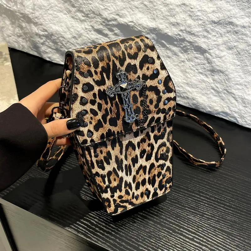 New Korean Version Fashion Leopard Print Shoulder Bag Internet Celebrity Ladies Messenger Box Bag CC3607
New Korean Version Fashion Leopard Print Shoulder Bag Internet Celebrity Ladies Messenger Box Bag CC3607