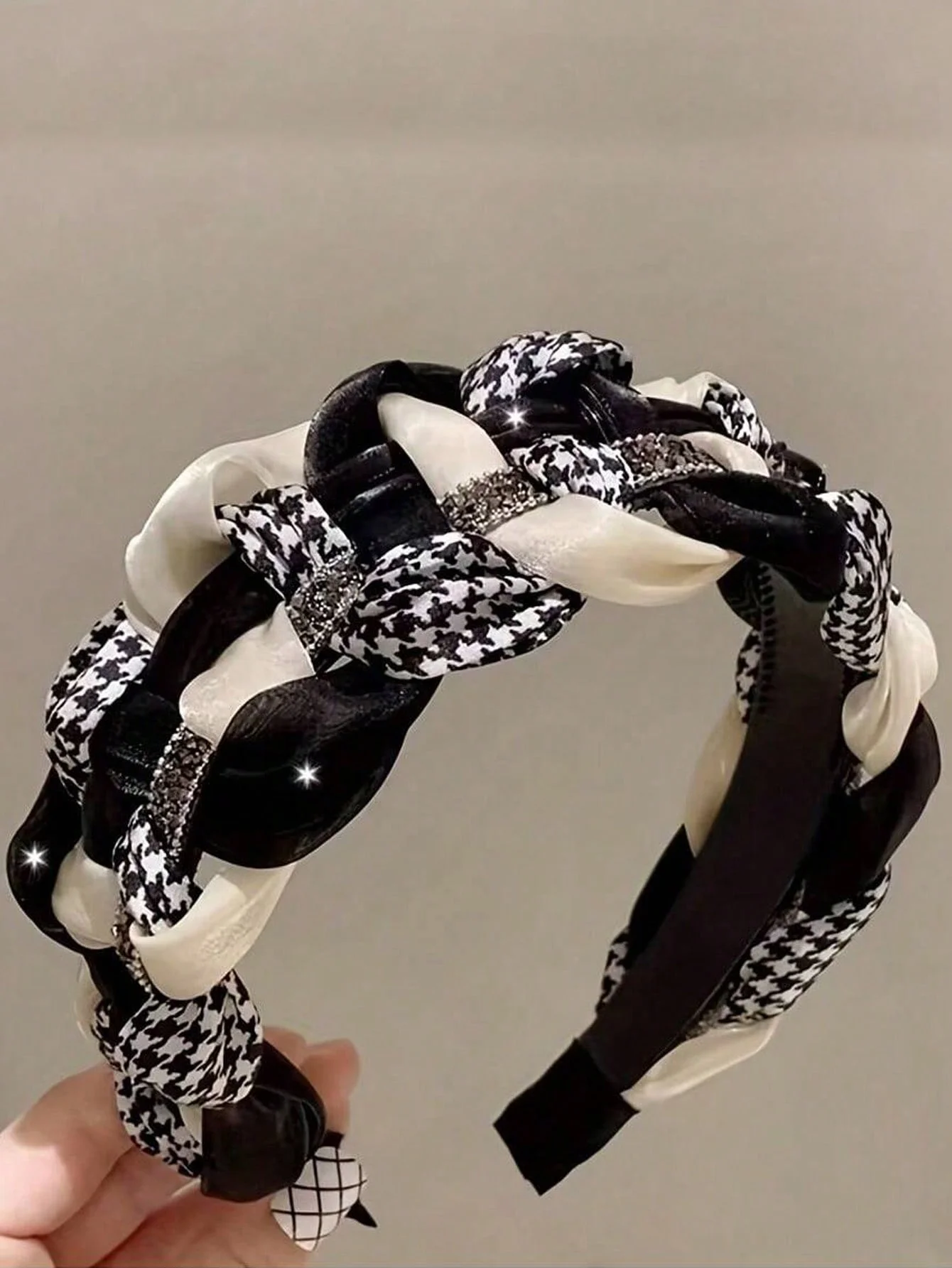1pc elegant retro style woven headband with sparkling rhinestones - wide anti slip women's headband hair accessory
1pc elegant retro style woven headband with sparkling rhinestones - wide anti slip women's headband hair accessory