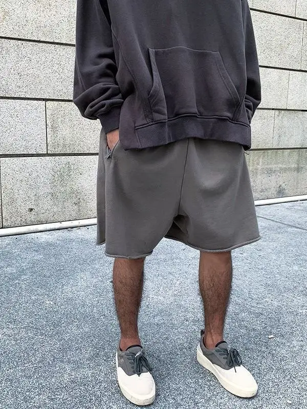 Kanye Washed Distressed Cotton Shorts Men's Loose Fit Large Size Sporty American Five-Quarter Pants Breathable Knitted Leisure
Kanye Washed Distressed Cotton Shorts Men's Loose Fit Large Size Sporty American Five-Quarter Pants Breathable Knitted Leisure