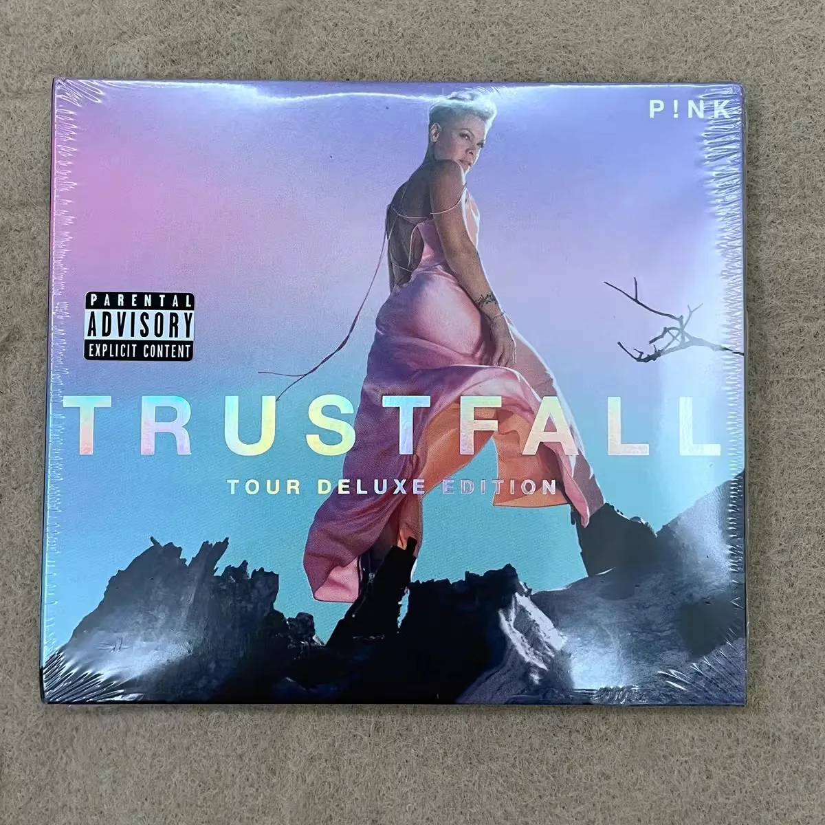 P!nk Trustfall Tour Deluxe Edition CD Pop Music Powerful Vocals Emotional Songs Dynamic Pop Style for Music Lovers and Collector
P!nk Trustfall Tour Deluxe Edition CD Pop Music Powerful Vocals Emotional Songs Dynamic Pop Style for Music Lovers and Collector