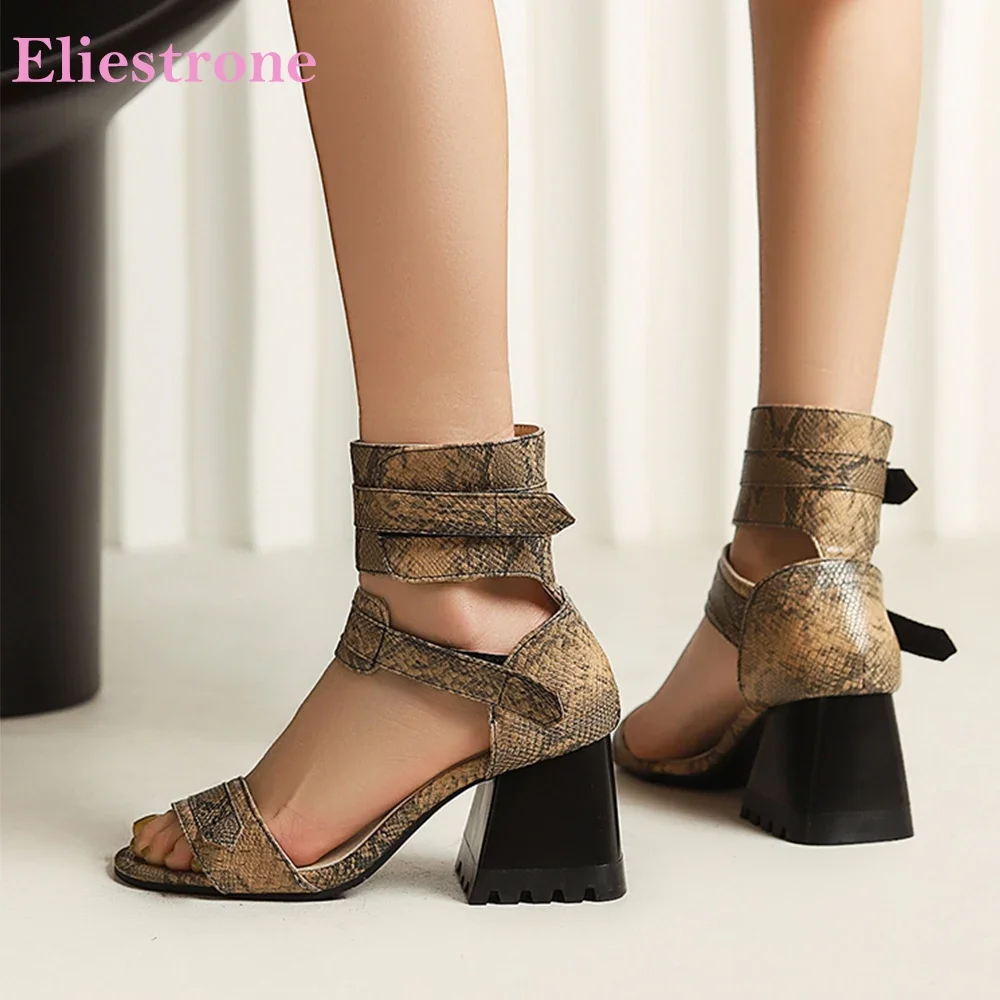 New Summer Comfortable Brown White Women Casual Sandals Hot High Square Heels Lady Shoes Plus Big Small Size 32 43 46 48
New Summer Comfortable Brown White Women Casual Sandals Hot High Square Heels Lady Shoes Plus Big Small Size 32 43 46 48