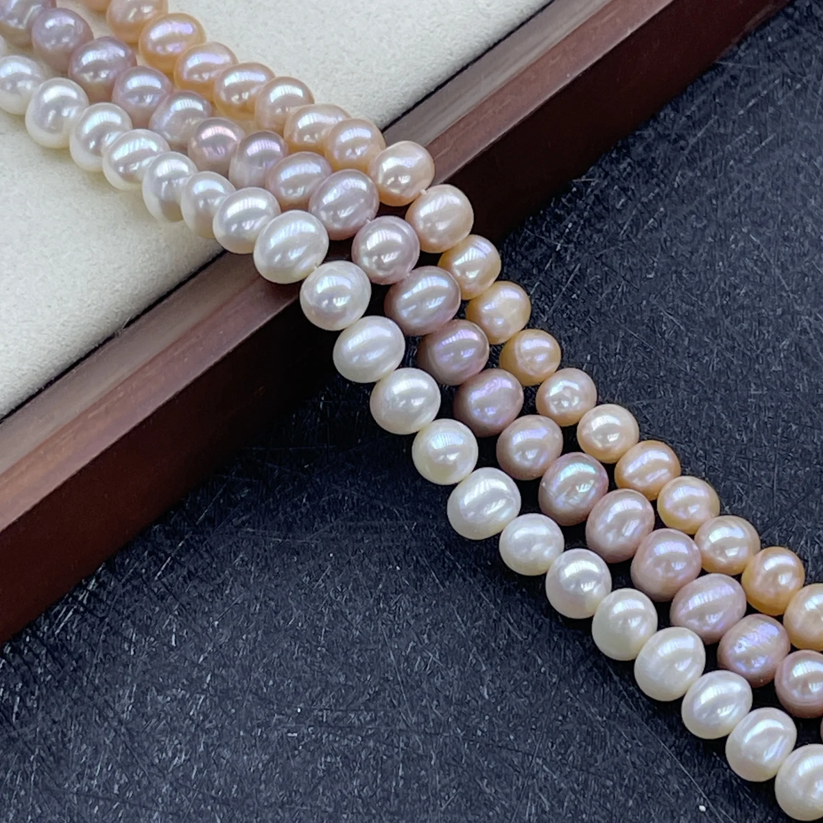 AA Natural Freshwater 100%Pearls 7-8mm White Purple Orange Pearls Punch Loose Beads for Jewelry Making DIY Necklaces Accessories
AA Natural Freshwater 100%Pearls 7-8mm White Purple Orange Pearls Punch Loose Beads for Jewelry Making DIY Necklaces Accessories