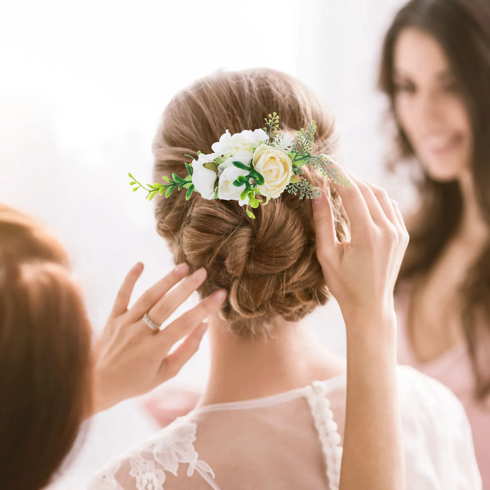 Искусственная роза-заколка для волос, декоративная расческа для женщин, свадебные аксессуары для прически, элегантное украшение для укладки
Искусственная роза-заколка для волос, декоративная расческа для женщин, свадебные аксессуары для прически, элегантное украшение для укладки