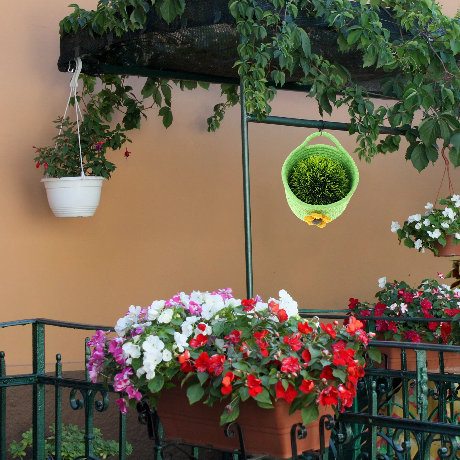 1Pcs Desktop Storage Basket Exquisite Handcrafted Weaving Basket for Wall Ornament Sundries Holder and Decorative Home Adornment
1Pcs Desktop Storage Basket Exquisite Handcrafted Weaving Basket for Wall Ornament Sundries Holder and Decorative Home Adornment