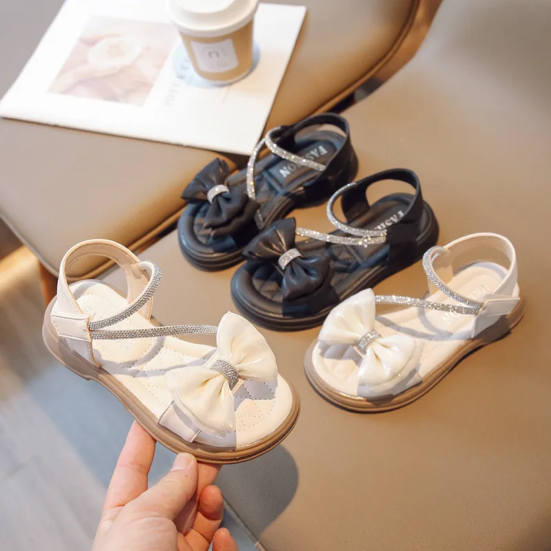 Child Sandals for Girls 2023 Rhinestone Shoes for Kids Bow Children Beach Shoes Flat with Girls Summer Sandals Princess Shoes
Child Sandals for Girls 2023 Rhinestone Shoes for Kids Bow Children Beach Shoes Flat with Girls Summer Sandals Princess Shoes