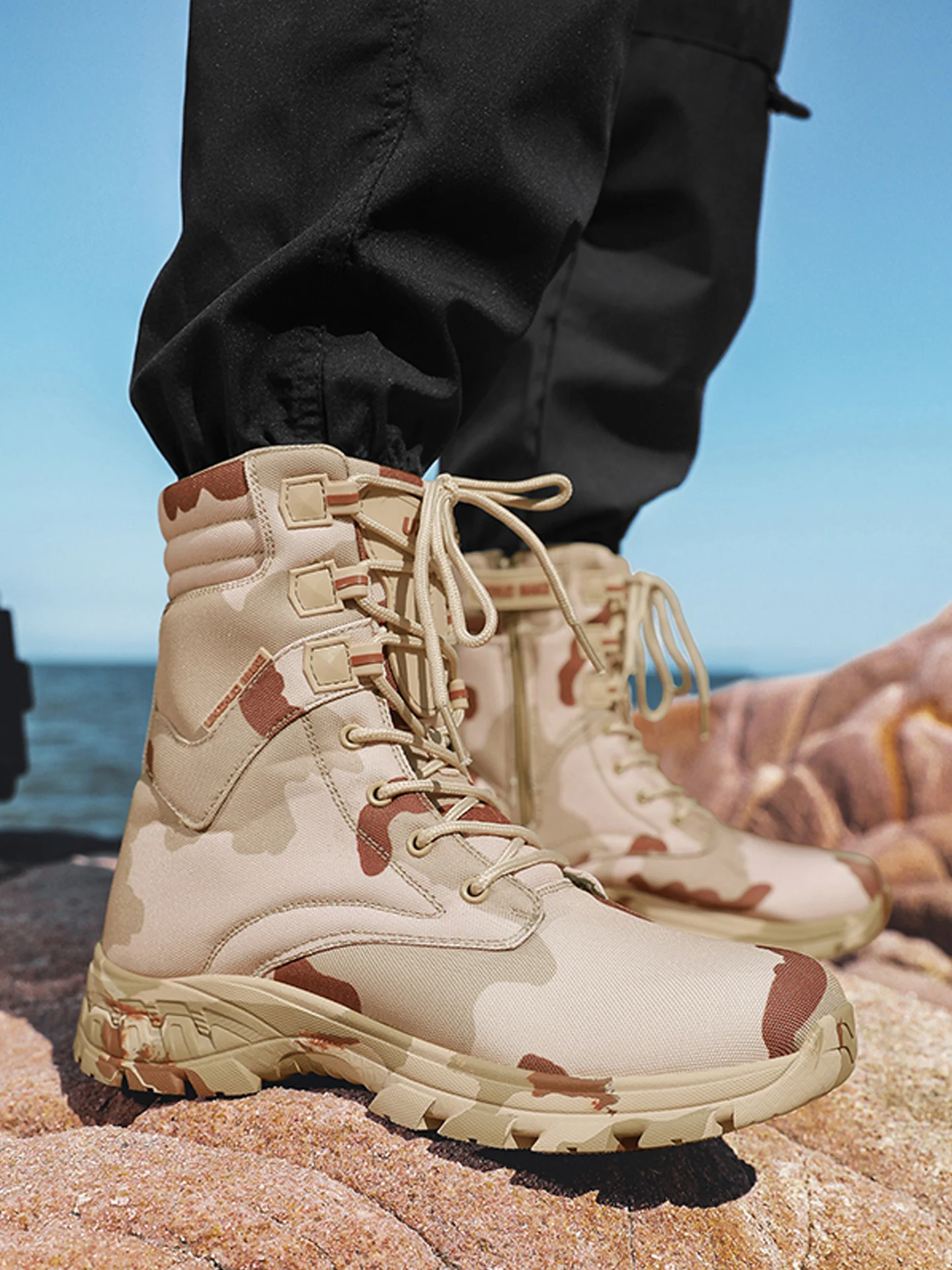 Мужские удобные и универсальные походные ботинки, уличная противоскользящая дышащая спортивная обувь с высоким берцем и толстой подошвой 
Мужские удобные и универсальные походные ботинки, уличная противоскользящая дышащая спортивная обувь с высоким берцем и толстой подошвой