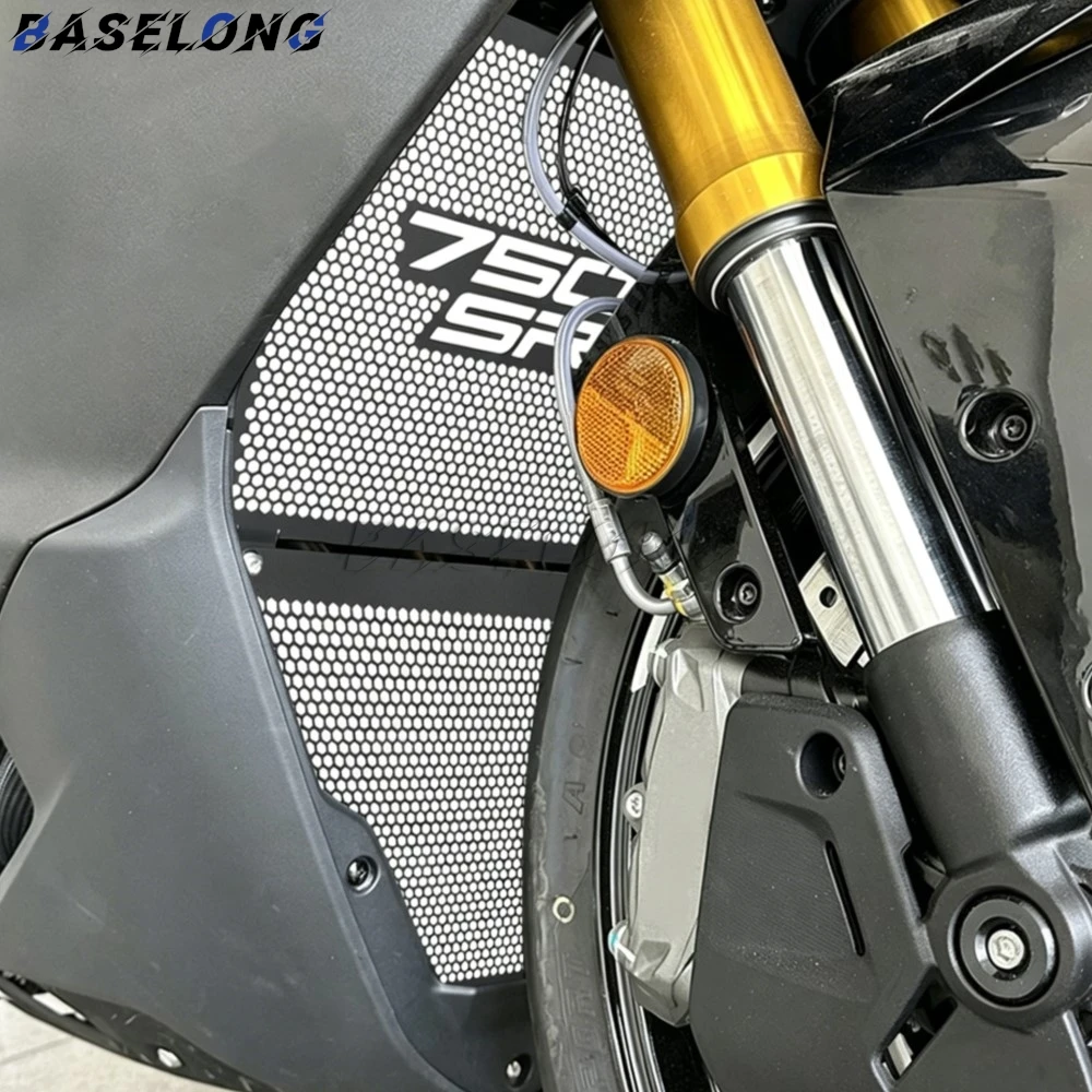 FOR CFMOTO CF 750SR-S 750SS 750 SRS 750 SR-S 750 SS 2025 2026 2027 Motorcycle Radiator Guard Protection Grille Cover Protector
FOR CFMOTO CF 750SR-S 750SS 750 SRS 750 SR-S 750 SS 2025 2026 2027 Motorcycle Radiator Guard Protection Grille Cover Protector