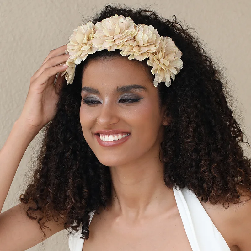 New Exaggerated Solid Color Fabric Big Flower Hair Hoop Holiday Party Creative Headband Women's Elegant Fashion Hair Accessories
New Exaggerated Solid Color Fabric Big Flower Hair Hoop Holiday Party Creative Headband Women's Elegant Fashion Hair Accessories
