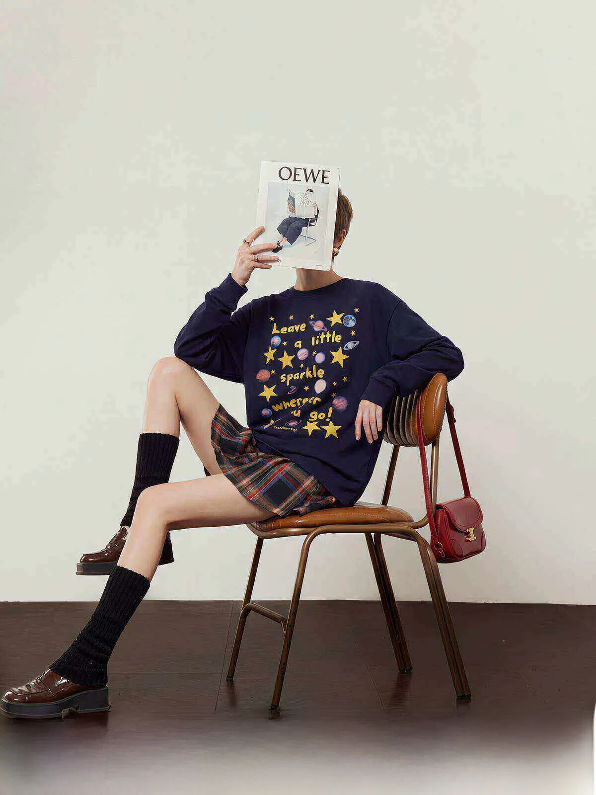 Loose Fit round Neck Navy Blue T-Shirt Star Earth Design Long Sleeve Women's Casual Top Spring 2026 New Arrival Zhou Li Wu
Loose Fit round Neck Navy Blue T-Shirt Star Earth Design Long Sleeve Women's Casual Top Spring 2026 New Arrival Zhou Li Wu