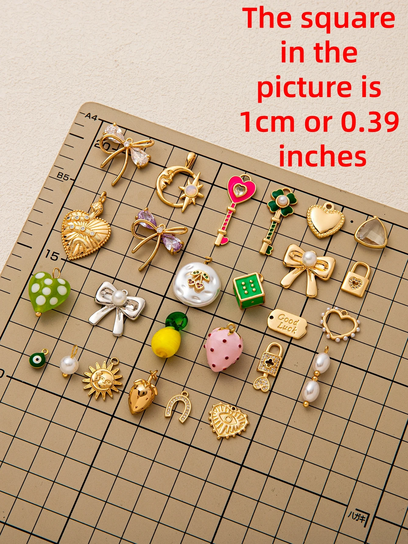 New Fashionable Strawberry Clover Love Key Bow Cherry DIY Pendant charms for jewelry
New Fashionable Strawberry Clover Love Key Bow Cherry DIY Pendant charms for jewelry