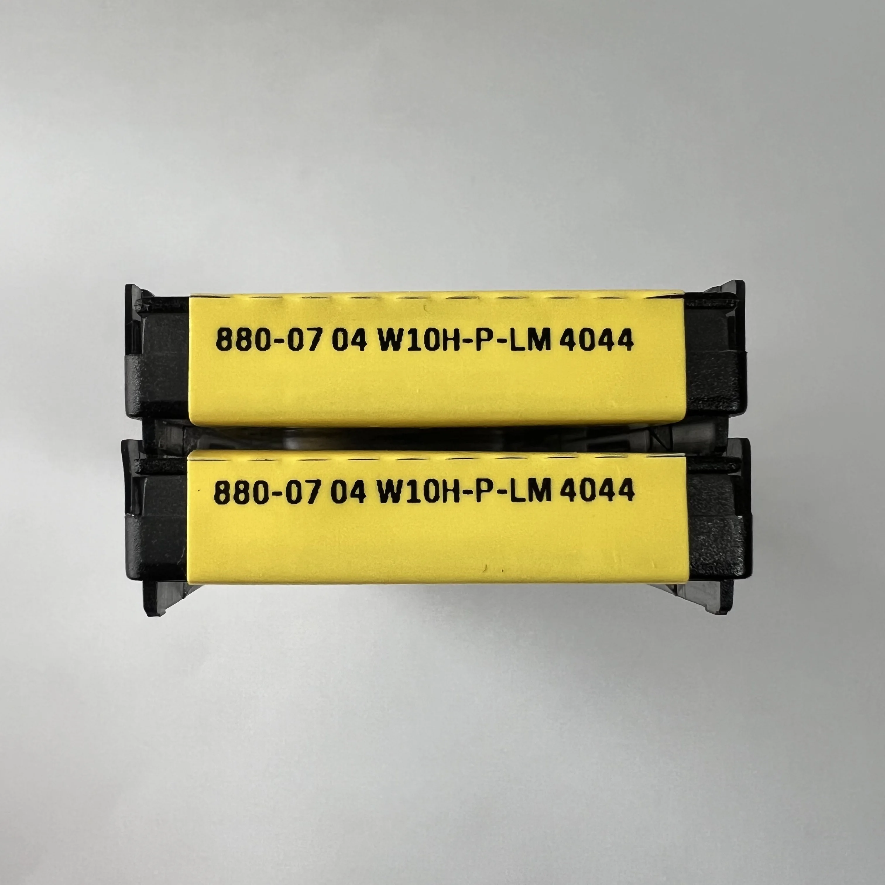 10pcs/box 880-0704W10H-P-LM 4044 4324 4334 4344
10pcs/box 880-0704W10H-P-LM 4044 4324 4334 4344