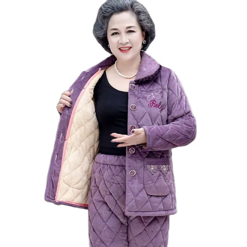 Winter Pajamas Women's Three-layer Thick Velvet Warm Home Clothes Suit Middle-aged Mother Coral Fleece Cotton Pants Pajamas Sets
Winter Pajamas Women's Three-layer Thick Velvet Warm Home Clothes Suit Middle-aged Mother Coral Fleece Cotton Pants Pajamas Sets