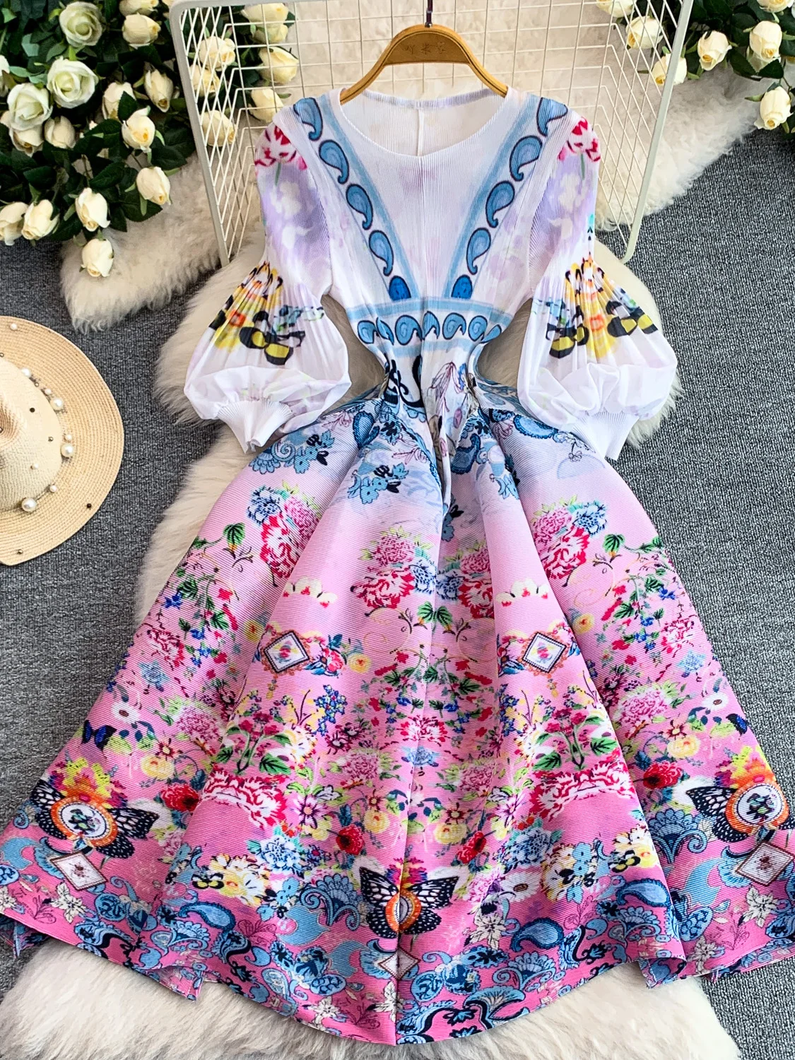 Romantic Print Lantern Sleeve Dress Women's Elegant Waist Cinched Long Dress Court Style Retro Beautiful Atmosphere High End ...
Romantic Print Lantern Sleeve Dress Women's Elegant Waist Cinched Long Dress Court Style Retro Beautiful Atmosphere High End ...