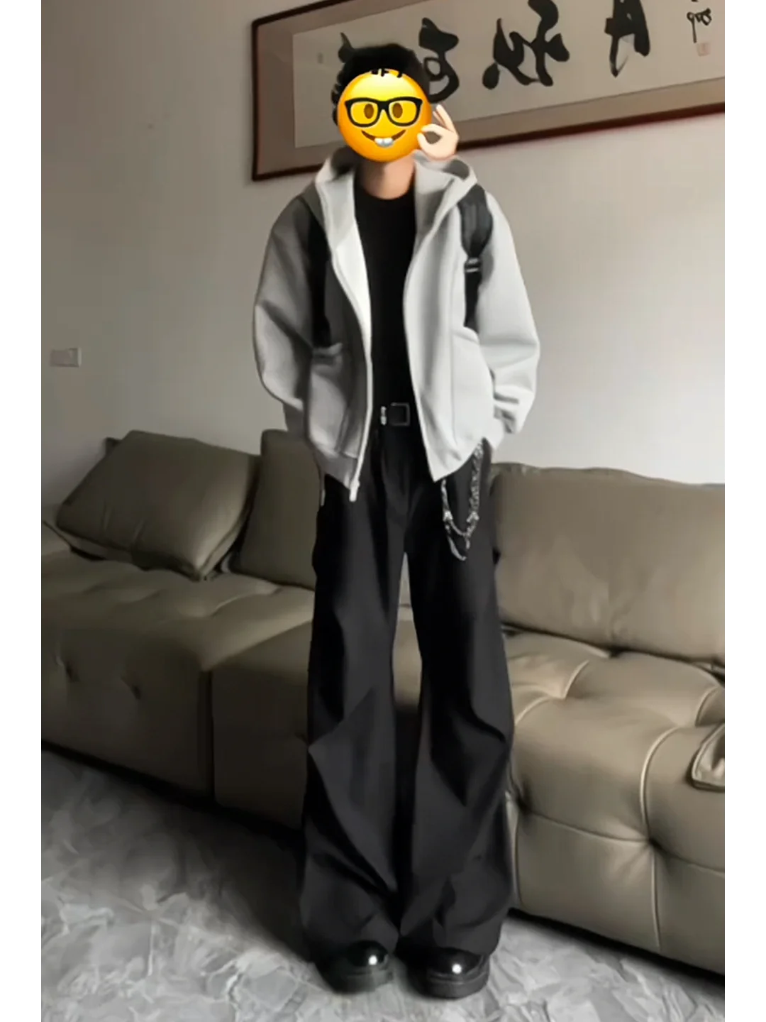 Брюки Cleanfit для работы, мужские, на раннюю осень, OOTD, с легким расклешением, широкие штанины, с высокой талией, свободного кроя, повседневные брюки
Брюки Cleanfit для работы, мужские, на раннюю осень, OOTD, с легким расклешением, широкие штанины, с высокой талией, свободного кроя, повседневные брюки