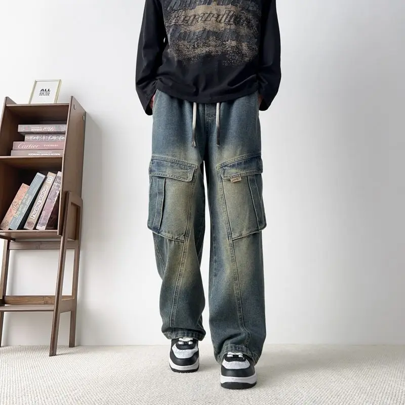 Trendy retro high street jeans with multiple pockets, workwear style, casual roller skating floor pants, straight leg jeans
Trendy retro high street jeans with multiple pockets, workwear style, casual roller skating floor pants, straight leg jeans