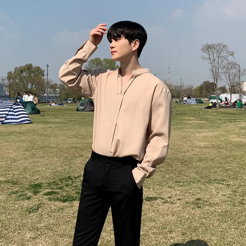 Men 2022 Spring Autumn Korean Fashion Loose Solid Color Shirts Male V-neck Button Up Shirts Men's Long Leeve Casual Blouse V63
Men 2022 Spring Autumn Korean Fashion Loose Solid Color Shirts Male V-neck Button Up Shirts Men's Long Leeve Casual Blouse V63