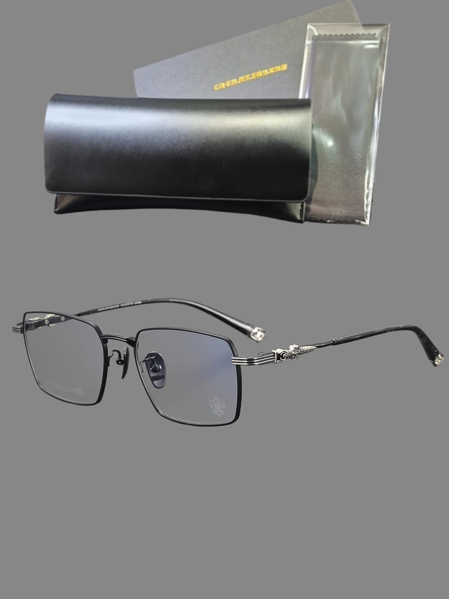 Optical Fashion Pilot Glasses Frame Titanium Luxury High Quality Men's and Women's Retro Square Multifocal Prescription Glasses
Optical Fashion Pilot Glasses Frame Titanium Luxury High Quality Men's and Women's Retro Square Multifocal Prescription Glasses