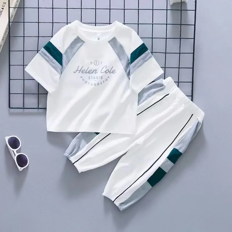 Boys Summer Set 2024 New Handsome Loose Sports Korean Edition Baby Summer Children Short Sleeve Two Piece Set
Boys Summer Set 2024 New Handsome Loose Sports Korean Edition Baby Summer Children Short Sleeve Two Piece Set