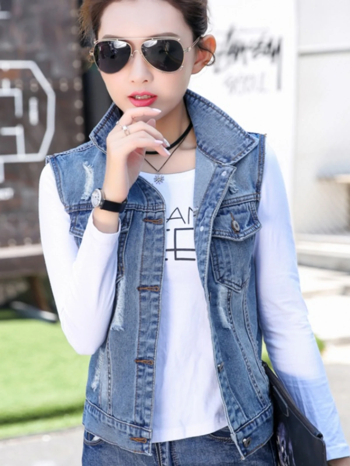 New Women's Slim Fit Denim Vest Svel Top ort Jaet Loose Autumn Winter Faion Large Size Collar Single Button
New Women's Slim Fit Denim Vest Svel Top ort Jaet Loose Autumn Winter Faion Large Size Collar Single Button