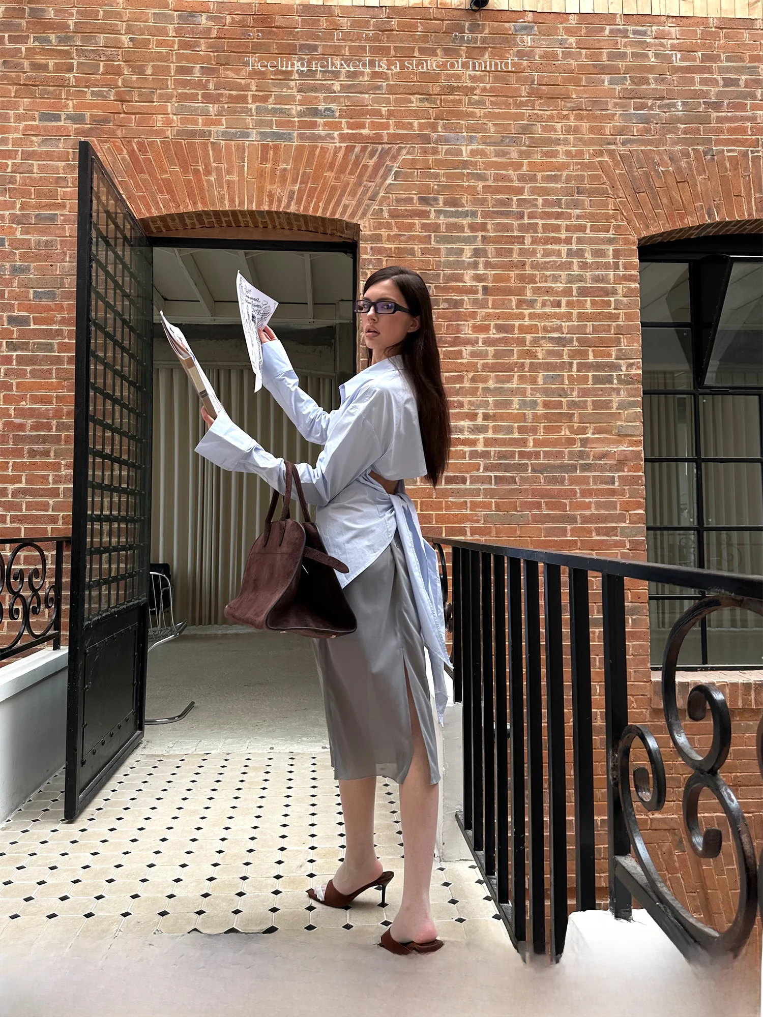 Office Chic Blue Belted Long irt Women's Spicy Girl Waist Slimming Slim Fit Cotton Button up Stand Collar Summer Faion
Office Chic Blue Belted Long irt Women's Spicy Girl Waist Slimming Slim Fit Cotton Button up Stand Collar Summer Faion