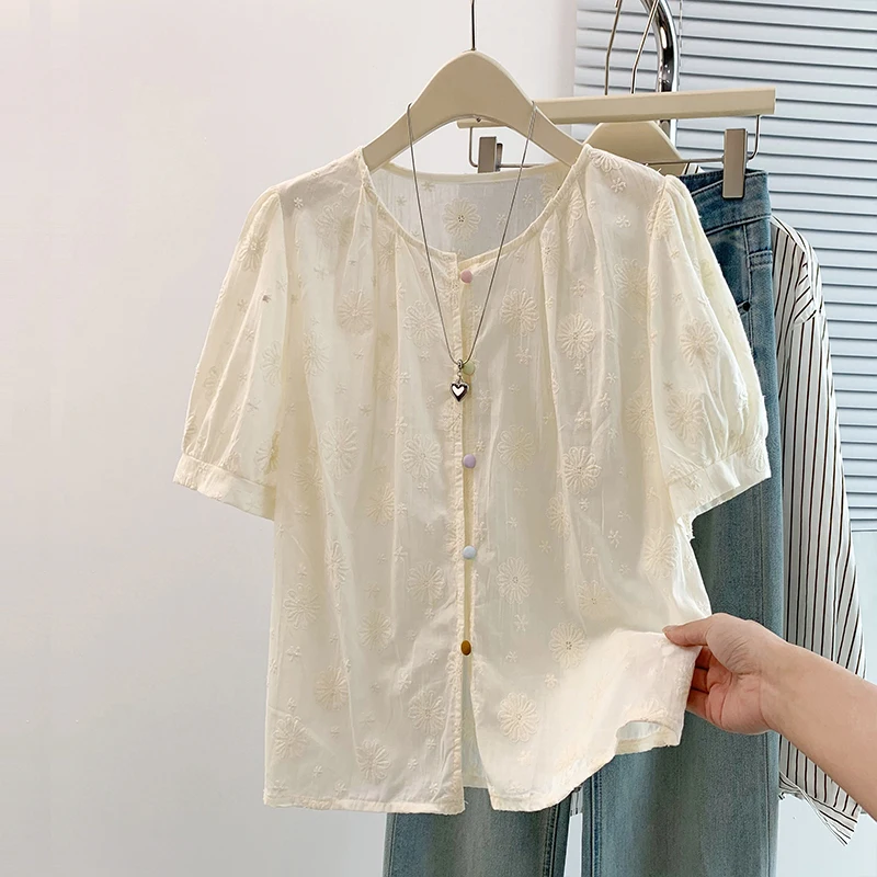 Large Size Women's Shirt Embroidered Cotton Linen Short Sleeve Summer New Style Fashionable Top Breathable Thin Material Bubb...
Large Size Women's Shirt Embroidered Cotton Linen Short Sleeve Summer New Style Fashionable Top Breathable Thin Material Bubb...