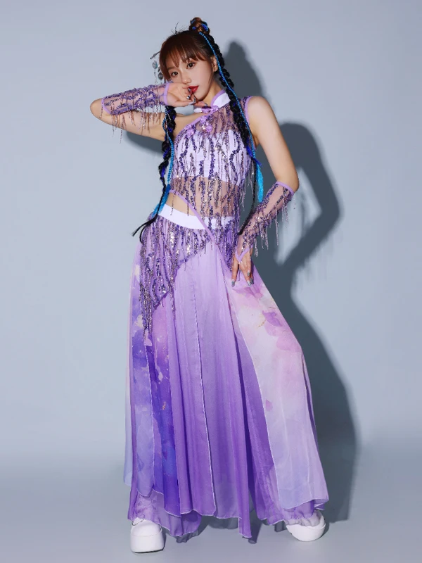 Sexy Sequined Costume Girl Group Performance, Stage Dance Outfit Group Song Custom
Sexy Sequined Costume Girl Group Performance, Stage Dance Outfit Group Song Custom