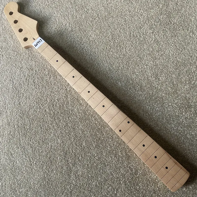 IN957 Semi Finishing Electric Bass Neck Maple+Maple No Frets Custom Order for Bass Guitar Replace and DIY
IN957 Semi Finishing Electric Bass Neck Maple+Maple No Frets Custom Order for Bass Guitar Replace and DIY