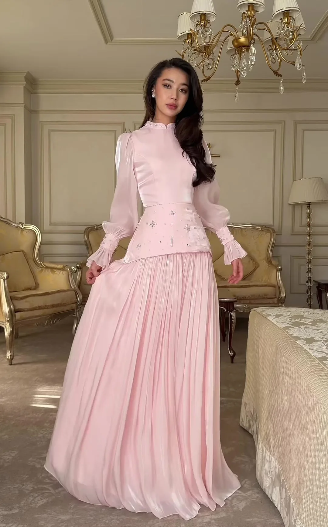 Fashion Pink Wrinkle Big Swing Dresses Spring Women Horn Sleeve Round Neck Casual Dress Autumn High Waist Slim Knee-length Dress
Fashion Pink Wrinkle Big Swing Dresses Spring Women Horn Sleeve Round Neck Casual Dress Autumn High Waist Slim Knee-length Dress