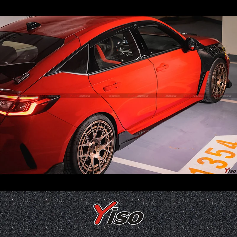 Suitable for TypeR FL5 ADR carbon fiber side skirts hem skirts Modified encirclement TypeR FL5 ADR side skirts
Suitable for TypeR FL5 ADR carbon fiber side skirts hem skirts Modified encirclement TypeR FL5 ADR side skirts
